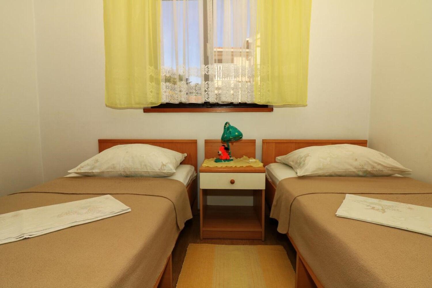 Apartments Slavica - Free Parking Jezera Buitenkant foto