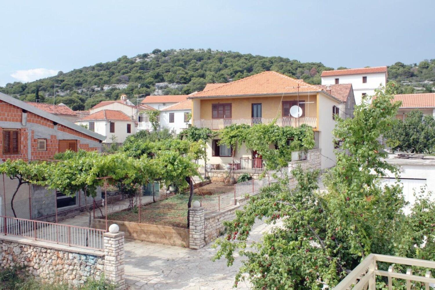 Apartments Slavica - Free Parking Jezera Buitenkant foto